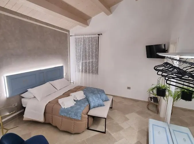 ゲストハウス Cento Fiori 4*